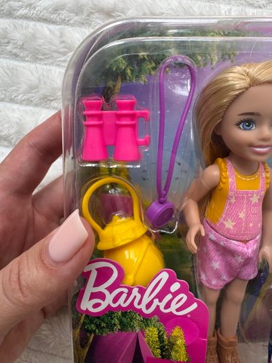 Mattel Barbie Chelsea Doll Blonde Camping Playset with Owl Sleeping Bag Damaged Box Please see photos