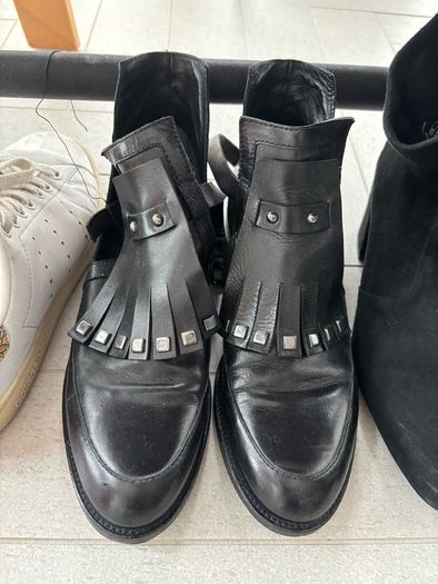 Leather shoes boots