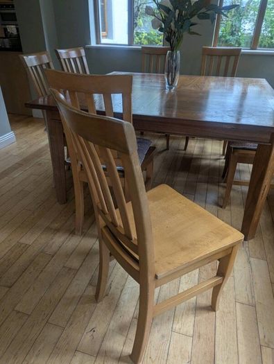 Dining Table & Chairs