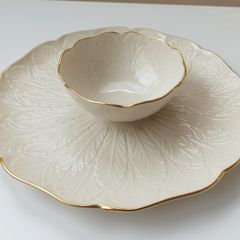 Vintage Lenox fine bone china Chip and Dip one piece serving dish with gold trims Made in the USA  diameter  26cm