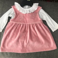 Baby clothes