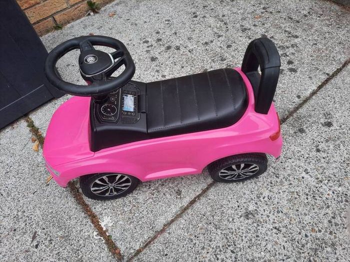 ride on car