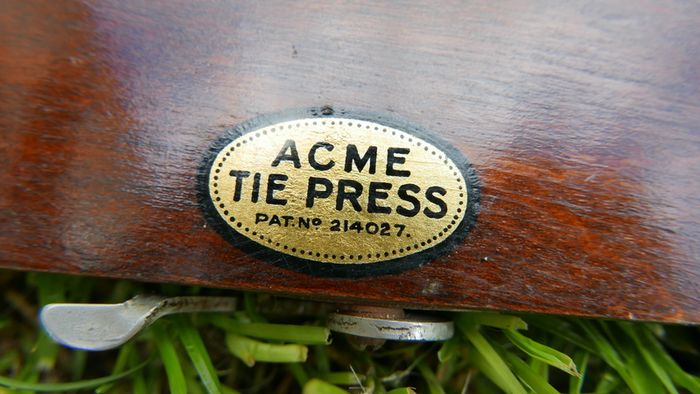 Vintage Acme Wood & Metal Clasped Tie Press