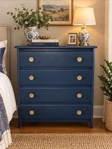 Vintage Chest of Drawers