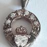 ladies silver chain and pendant Image 4