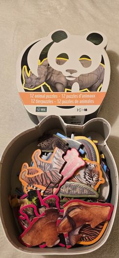 Cool animal puzzle. Like new.