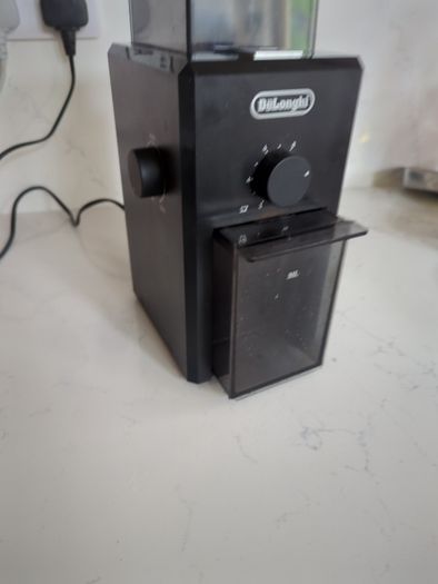 DeLonghi coffee grinder