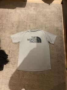 Boys Northface top.