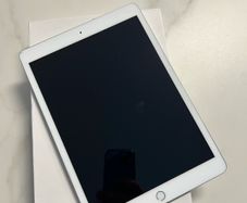 iPad 7th Generation, Space Grey