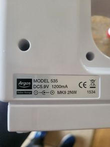 Mini sewing machine