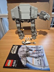 Lego Star Wars 4483 AT-AT - Rare and hard to find.