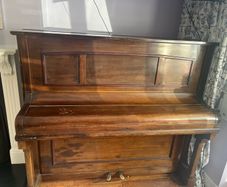 piano as is working needs tlc