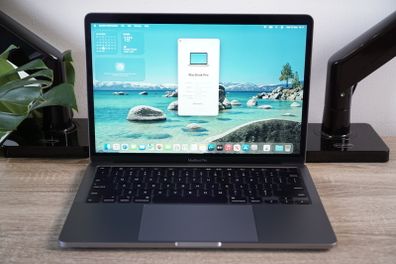 MacbBook Pro 13" 2020 | 10th Gen i5 2.0GHz | 16GB | 512GB