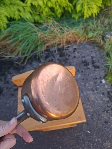 12cm copper pot postage possible
