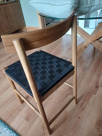 dining table and 2 chairs