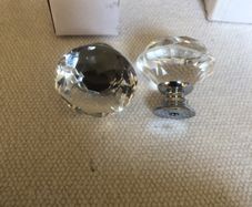 Crystal cabinet handles with fittings x 10