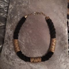 chunky costume necklace