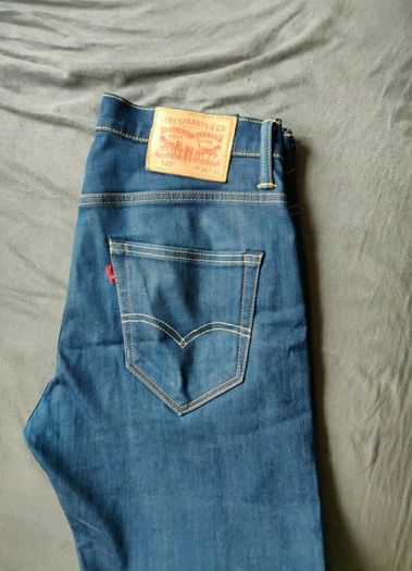Levis 520