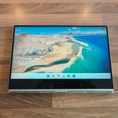 Lenovo Yoga 910 | i5 | 8GB | 256GB | 13.9" 4K Touchscreen |
