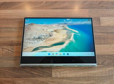Lenovo Yoga 910 | i5 | 8GB | 256GB | 13.9" 4K Touchscreen |