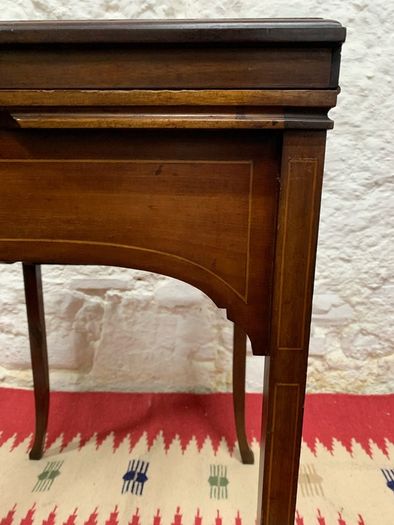 Antique Georgian Mahogany Writing Table or Ladies Desk.