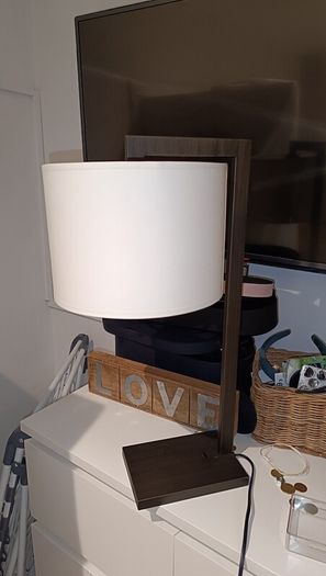 Desk lamp