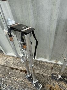 Plastering stilts