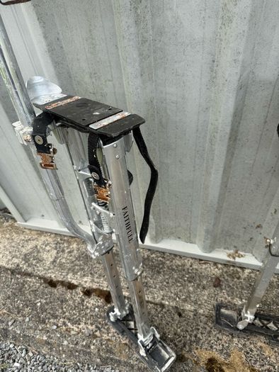 Plastering stilts