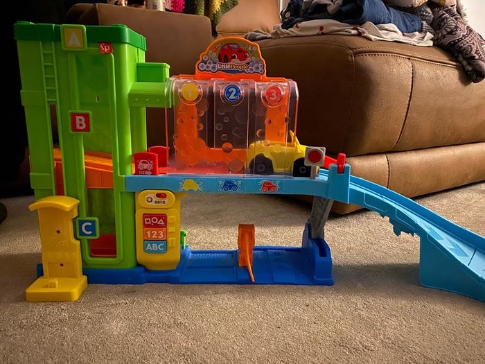 little people car wash