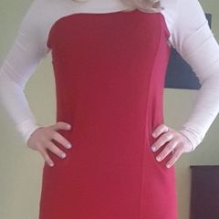 Dress fits 6/8/10 worn