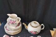 Carrigaline 20 pce Teaset with Teapot