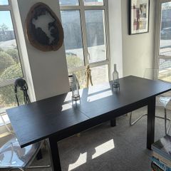 Extendable IKEA dining table