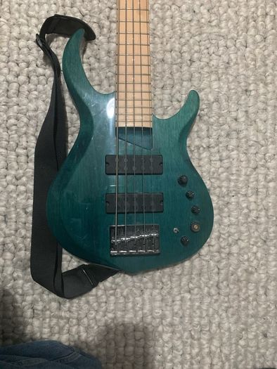 Marcus Miller m2 5-string electric bass 2nd generation (With strap)