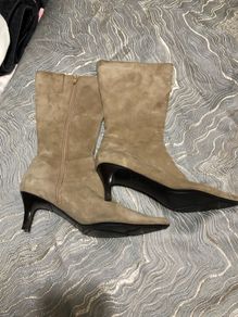 Ladies Nine West boots size 5