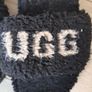 ugg sliders Image 3