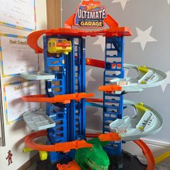 Hot Wheels City