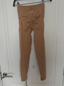 New BO+TEE leggings beige size S