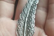 Vintage Leaf Brooch.