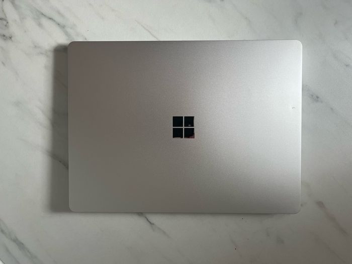 Microsoft Surface Laptop