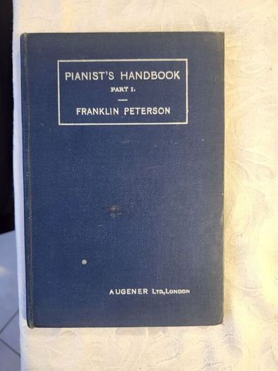 3 X Music Books Vintage For Sale. 1 X The Rudiments Of Harmony By G.a. Macfarren. Large Volume Hardback. 2 X Pianist's Handbook.  V1. By Franklin Peterson. Hardback In Good Condition.  3 X Learn To Read Music. By Howard Shanet. 1969 Paperback In Good Cond