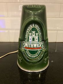 SMITHWICKS Ceramic Font Light