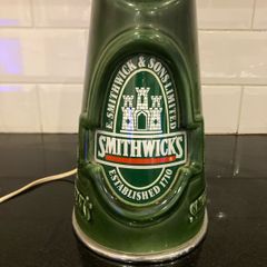 SMITHWICKS Ceramic Font Light