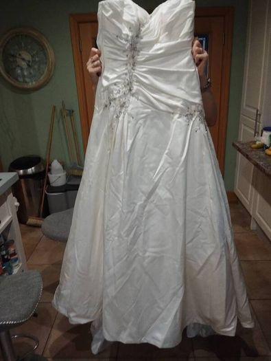 wedding dress