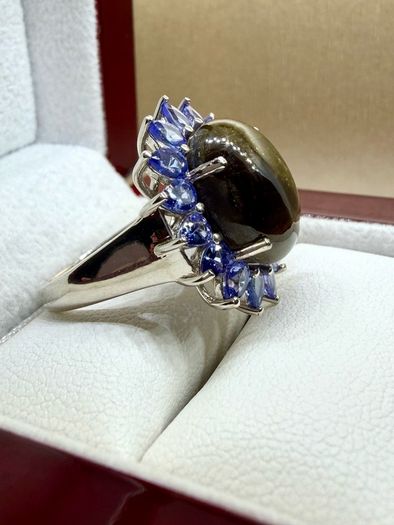 Sapphire & Tanzanite Ring