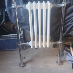 Heated towel radiator