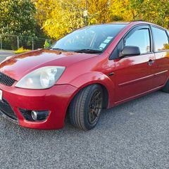 Ford Fiesta Zetec (ST Kit)