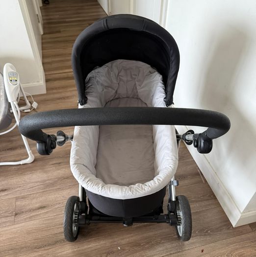 Mama Papa Zoom pram