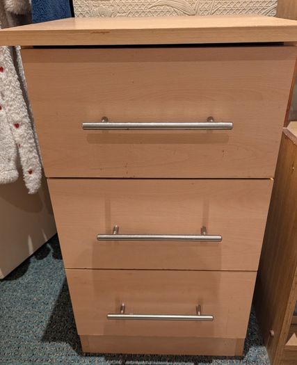 3 drawer unit