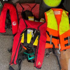 Boat life jackets