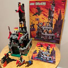 (Ultra Rare) Lego 6097 Night Lord's Castle - Complete Original Set